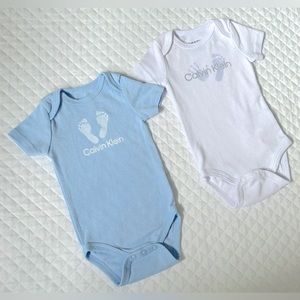 Lot (2) Calvin Klein Infant Boys One Piece Outfits Size 0-3 months Short Sleeve